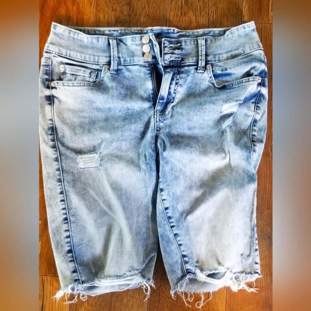 Torrid Shorts, 10
